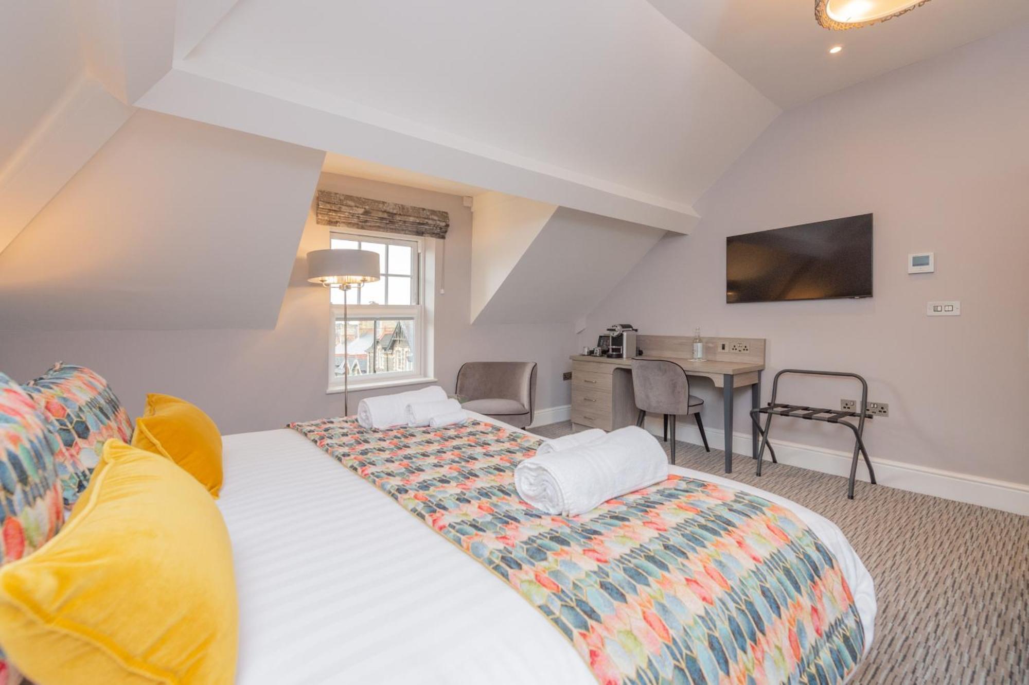 Townhouse No.1 Hotel Aberystwyth Bagian luar foto